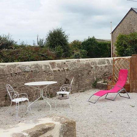 La Boulangerie De Gitesocotentin, Charmant Cocon Pour Deconnecter Montfarville Bagian luar foto